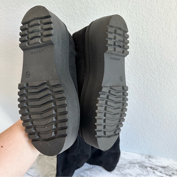 ASOS DESIGN Wide Fit Katie chunky thigh high boots in black - Picture 6 of 8